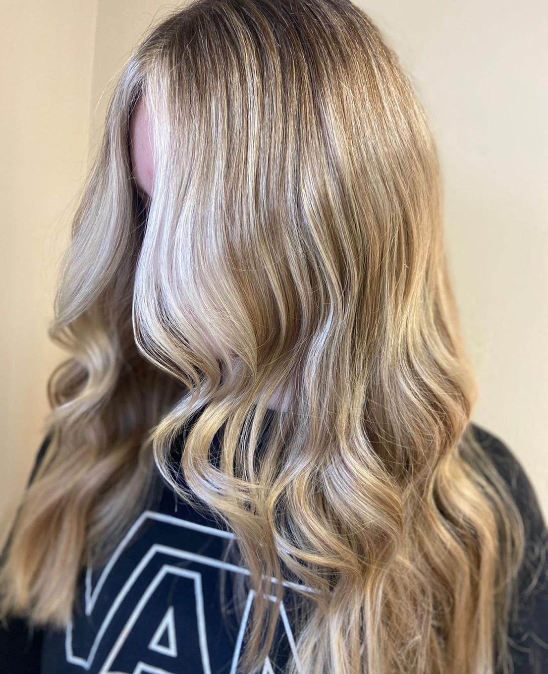 Gorgeous Colour by Niamh today in Tramore 💇🏽‍♀️